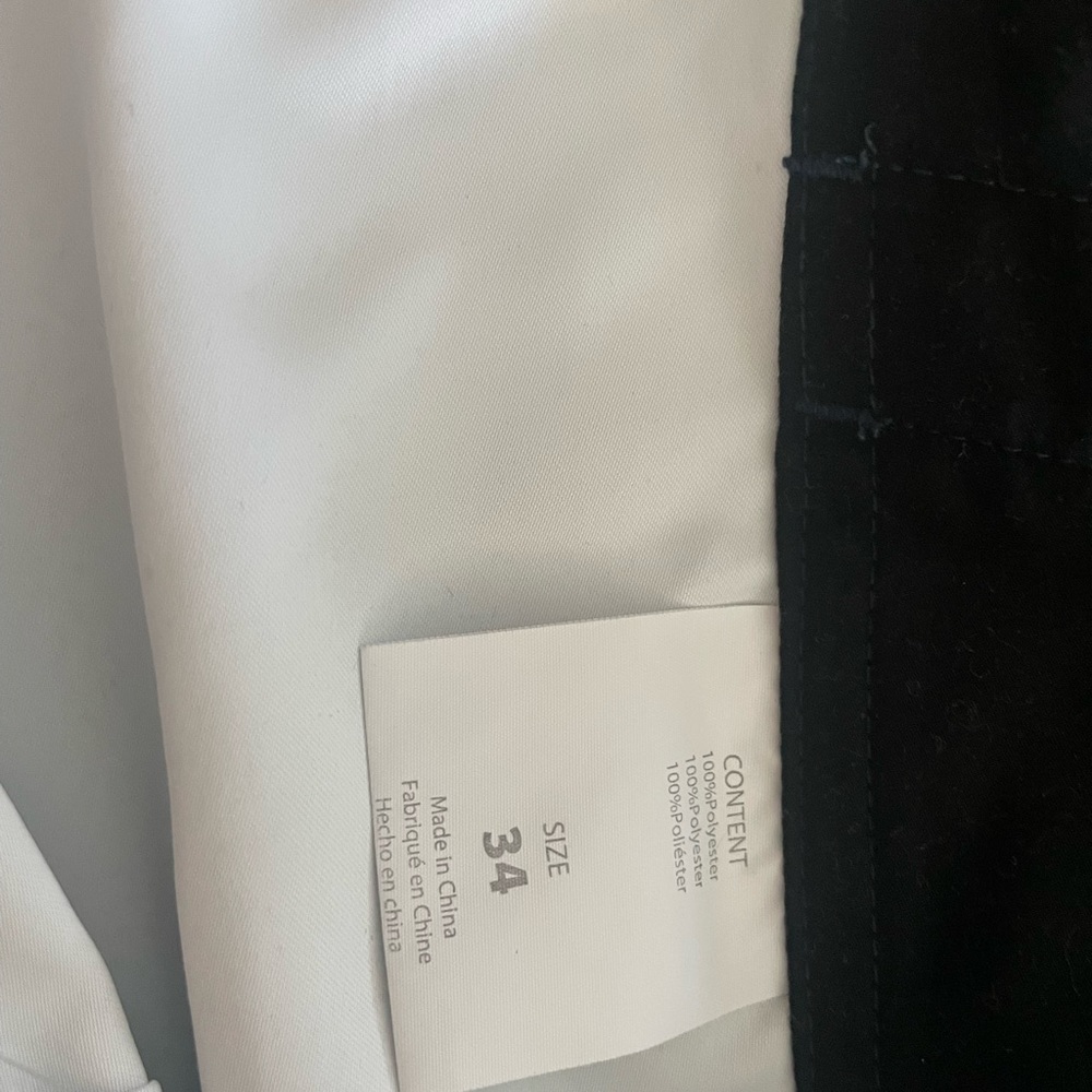 O’NEILL Men’s waist 34 inch,8”Inseam very good condition Board shorts. - Picture 3 of 4